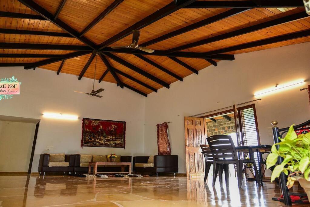 Eze Nof - A Hilltop Villa With 360º Water View Nashik Εξωτερικό φωτογραφία