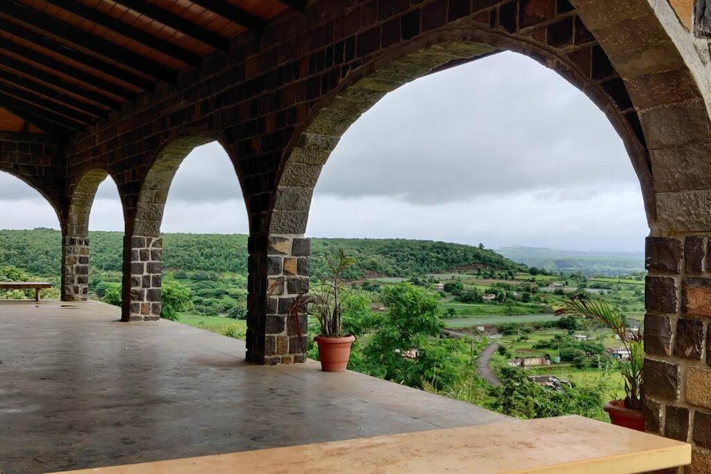 Eze Nof - A Hilltop Villa With 360º Water View Nashik Εξωτερικό φωτογραφία